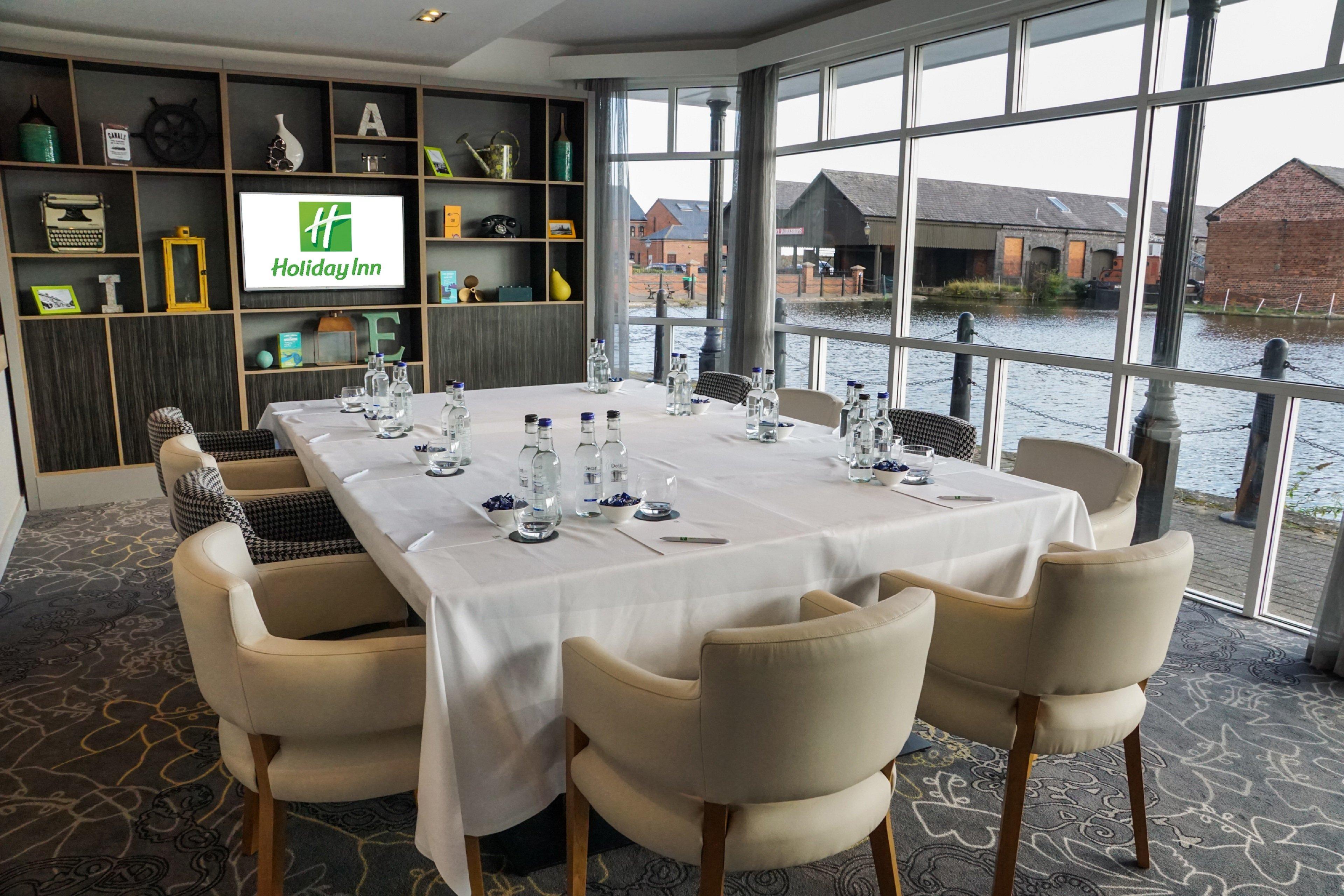 Holiday Inn Ellesmere Port/Cheshire Oaks By Ihg Εξωτερικό φωτογραφία