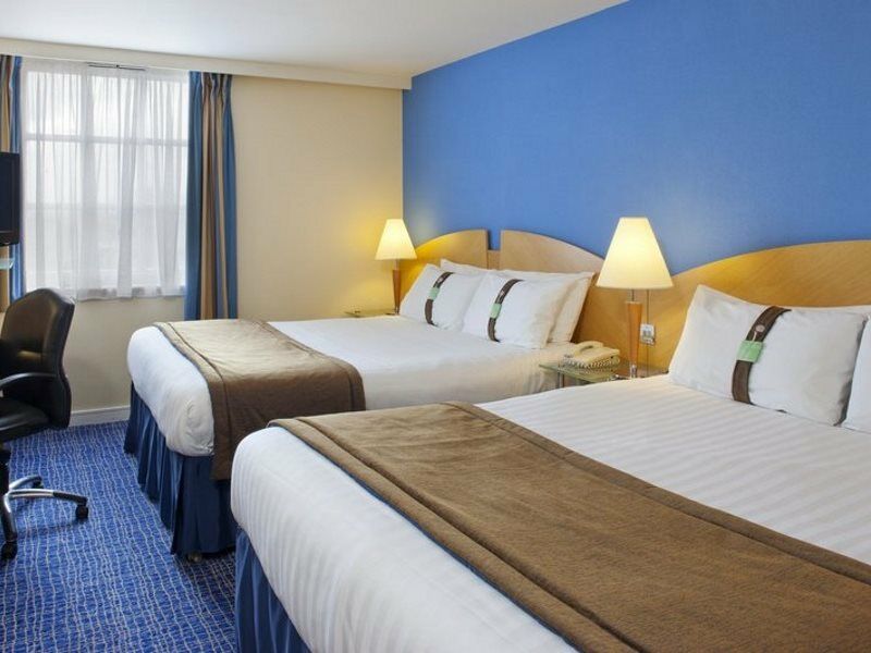 Holiday Inn Ellesmere Port/Cheshire Oaks By Ihg Εξωτερικό φωτογραφία